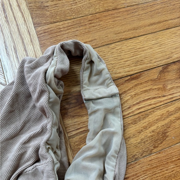 Princess Polly Low-Cut, Backless Bodysuit (Beige) - Picture 6 of 7